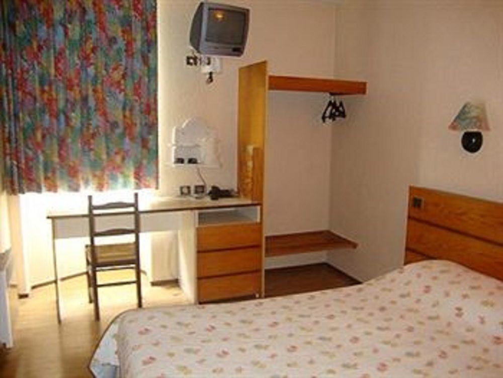 Ibis Styles Paris Hippodrome De Vincennes Hotell Joinville-le-Pont Eksteriør bilde
