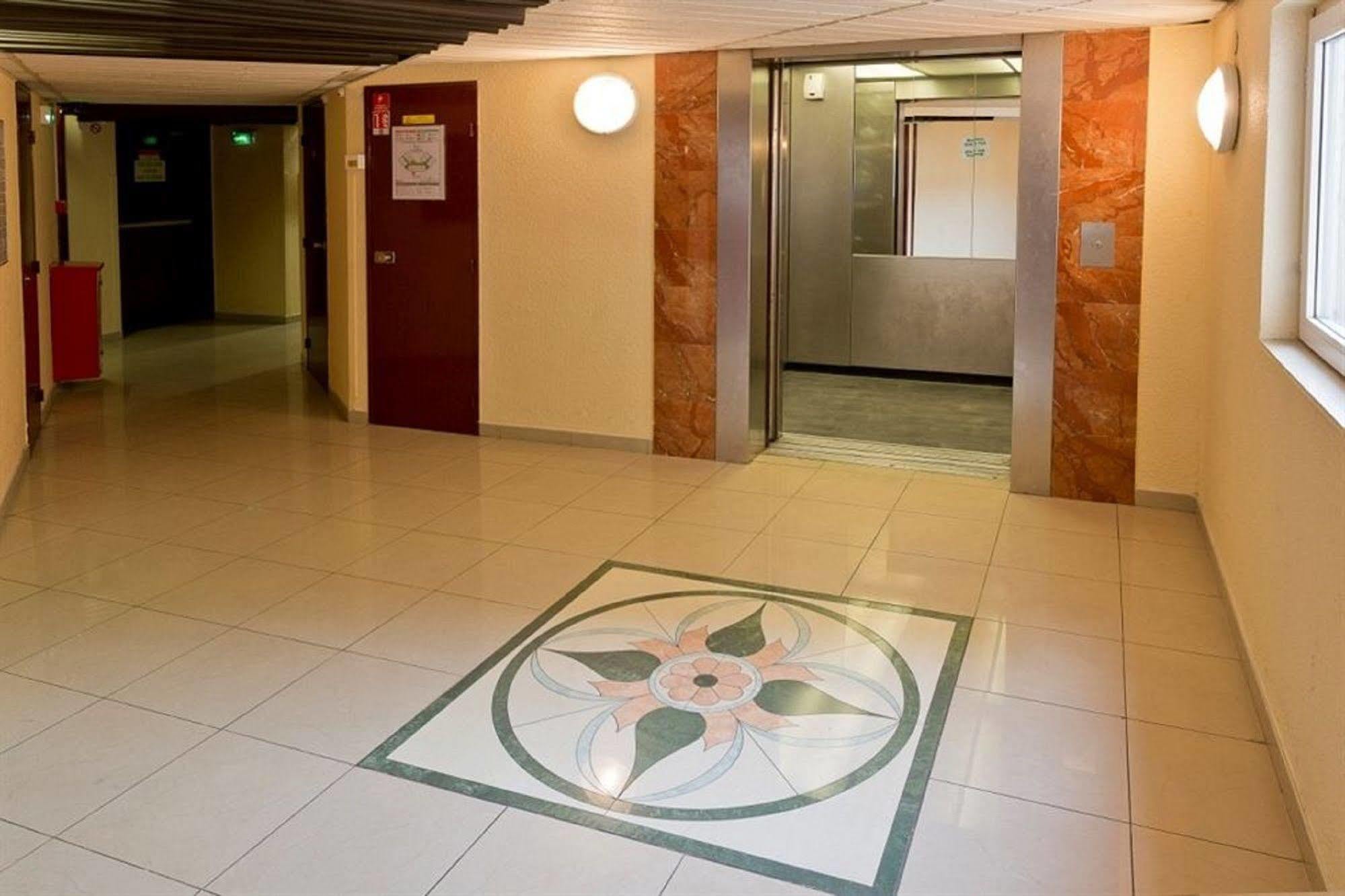 Ibis Styles Paris Hippodrome De Vincennes Hotell Joinville-le-Pont Eksteriør bilde
